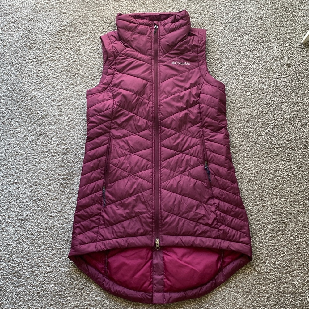 Medium Columbia puffer omni heat long vest.